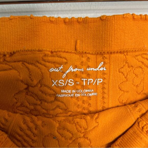 Urban Outfitters Out From Under Orange Textured Tube Top Strapless Size XS/Small - Picture 2 of 5
